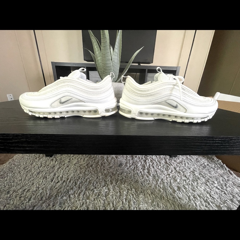 Nike 1997’s! New worn no more the 4 times!size 8.5